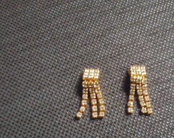 Vintage jewelry, rhinestones, ear clips, earrings
