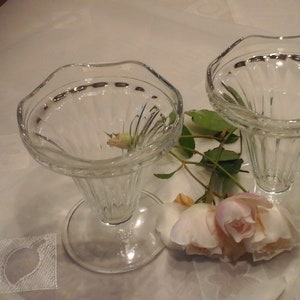 Dessert bowl, ice bowl, vintage glass, pressed glass