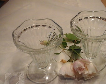 Dessertschale, Eisschale, Vintage-Glas, Pressglas