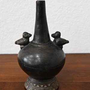 Authentic Pre-Columbian Artifact Chimu Culture stirrup  Vessel with birds circa 1100 to 1470 CE (AD) with COA Peruvian Artifact
