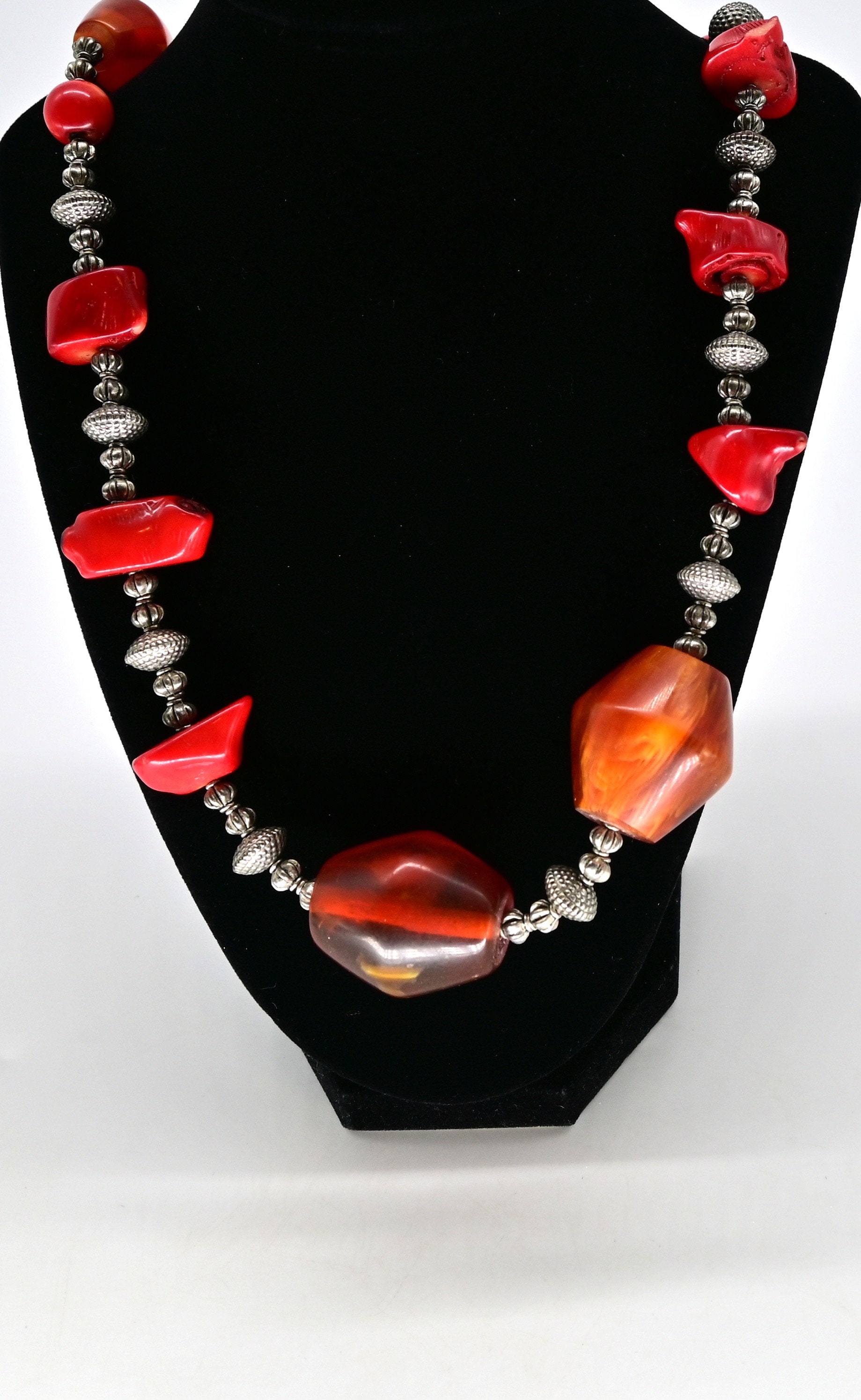Collier Pendentif Perles Cornaline Rouge Et Perles Tibétaines - Neuf Avec étiquettes ThurColas