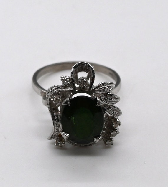 Vintage Green Tourmaline, Diamond, White Gold Rin… - image 4