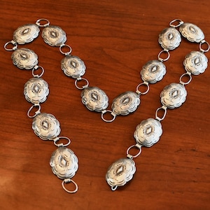 Quality Glen Willie Vintage Native American Navajo Sterling Silver Hand Wrought Concho Belt Old Quality Glen Willie Vintage Native American Navajo Sterling Silver Hand Wrought Concho Belt Old