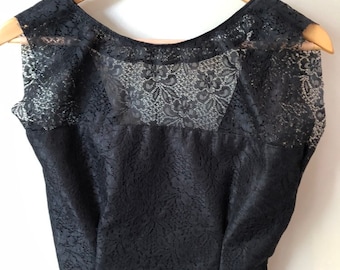 Vintage Black Lace Sleeveless & Backless Blouse