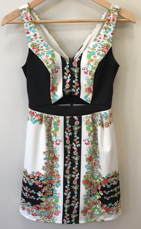 Retro 70's Flower Dress - by Made for Impulse Fas… - image 1