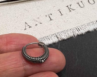 VENOM HOOP earring • Stainless steel textured earring hoop• Single earring• Unisex minimalist hoop• Mens earring, earring for men, fss