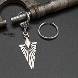 SUN RAYS, boucle d’oreille mono unique, boucle d’oreille pendante de couleur argent tribale unisexe, boucle d’oreille pour homme lance, boucle d’oreille pour hommes, cerceau en acier inoxydable, boucle d’oreille mono