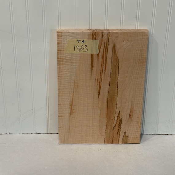 Wide Tiger Maple Wood Board, Wood Slab, Curly Maple Plank, Unfinished Wood 17"X11.5"X1"