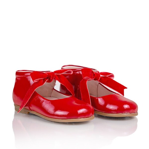 infant girl red shoes