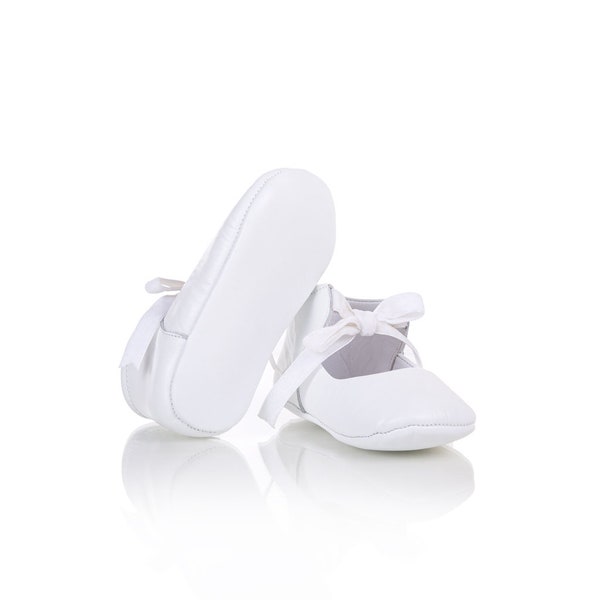 Baptism Shoes Girl White Baby Girl Shoe Baby Christening Shoes White Christening Shoe for Baby Girl Baptism Shoe White Christening Girl Shoe