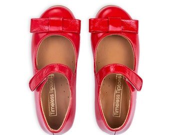 Rote Lackleder Mary Janes mit Schleife, handgefertigte Mädchenschuhe