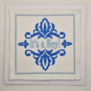 Carte brodée avec cadre pour nouveau-né garçon