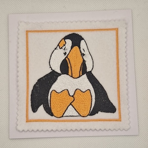 Carte brodée de pingouin mignon