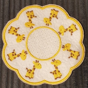 Embroidered Giraffe Mat/Coaster