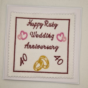 Geborduurde Ruby-jubileumkaart (gepersonaliseerd)