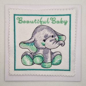 Tarjeta bordada de nuevo bebé elefante