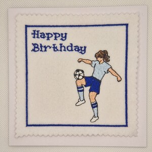 Carte d'anniversaire brodée fille football