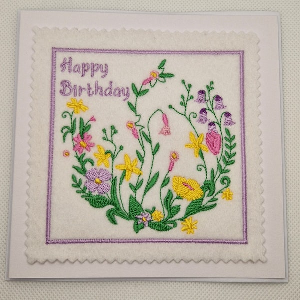 Carte brodée fleurs d'anniversaire