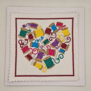 Carte coeur en fil brodé