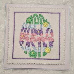 Tarjeta con huevo de Pascua bordado