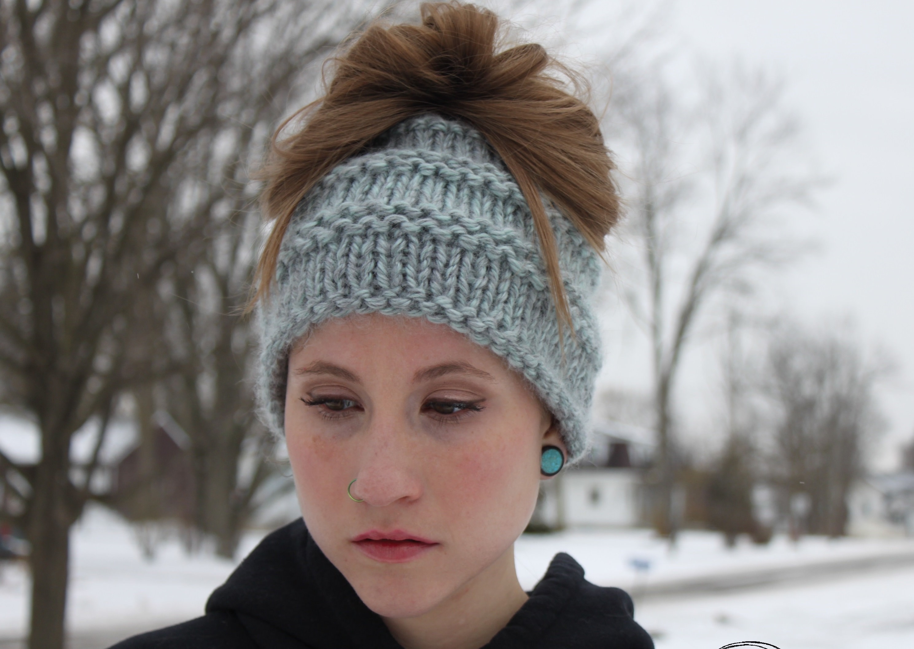 Knitting Pattern for Brooklyn Messy Bun Hat, Knit Pony Tail