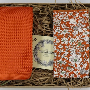 ZSA & East: Orange Knitted Tie Set, Orange Tie, Orange Handkerchief, Wedding Ties, Gifts For Men, Groomsmen Gifts, Mens Wedding Tie