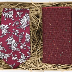 BETTY & LOU: Mens Ties for Men Burgundy Tie Floral Tie Floral Pocket Square Groomsmen Gifts for Men Husband Gift Boyfriend Gift for Him