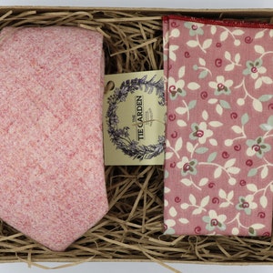 GREG & BLANCHE: Corbata rosa salmón, Corbatas para hombres, Regalos para hombres, Corbata de boda, Traje de boda, Regalos para padrinos de boda, Corbata de lana, Pañuelo de bolsillo,
