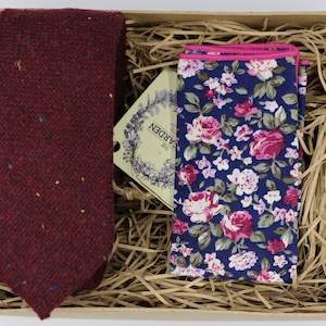 LOUIS & SOPHIE: Ties for Men, Mens Ties, Burgundy Tie, Wool Necktie, Floral Pocket Square, Wedding Tie, Groomsmen Gifts, Wedding Attire