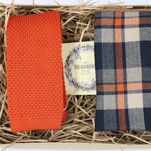 ZSA & DENNIS: Knitted Necktie, Pocket Square, Ties for Men, Wedding Tie, Vintage Look, Groomsmen Gifts, Orange Tie, Slim Tie, Knitted tie
