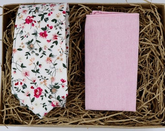 GIN BILL: Corbata de hombre de marfil, corbata delgada floral, pañuelo rosa, juego de regalo de corbata, atuendo de boda, corbata de padrino, regalo de marido, corbatas formales para hombres