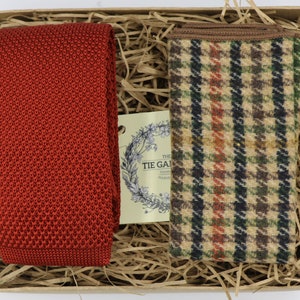 CAL & ALF: Burnt Orange Tie Set, Orange Tweed Handkerchief, Wedding Ties, Gifts For Men, Groomsmen Gifts, Mens Wedding Tie