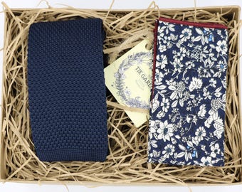 DAVE & D: Mens Ties, Navy Knitted Tie, Wedding Gift, Groomsmen Gift, Knitted Necktie, Floral Pocket Square, The Tie Garden Etsy, Vintage Tie