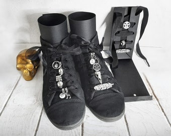Goth Charm Shoelaces, Skull, Crow, Star, Spike Pendants