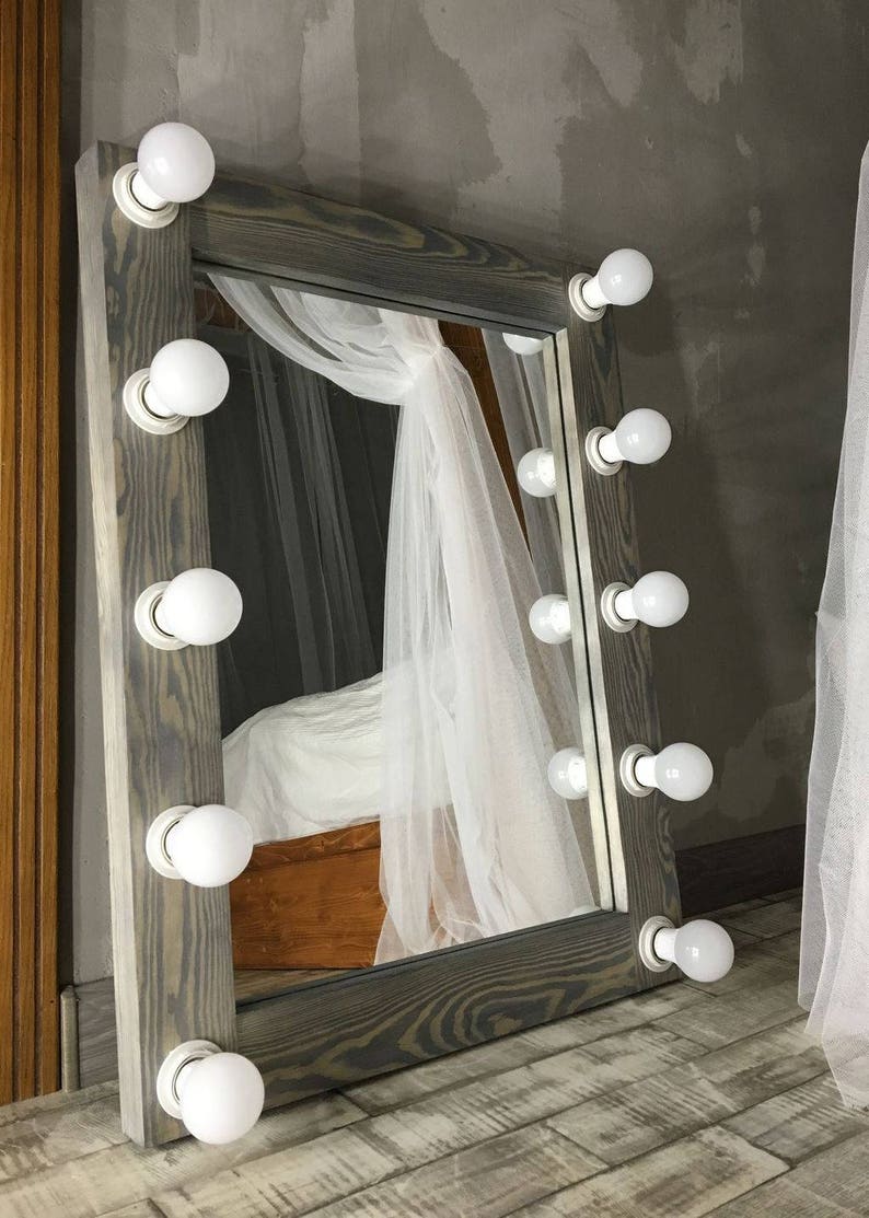 Wonderbaarlijk Vanity mirror with lightsMakeup mirrorHollywood vanity | Etsy XW-59