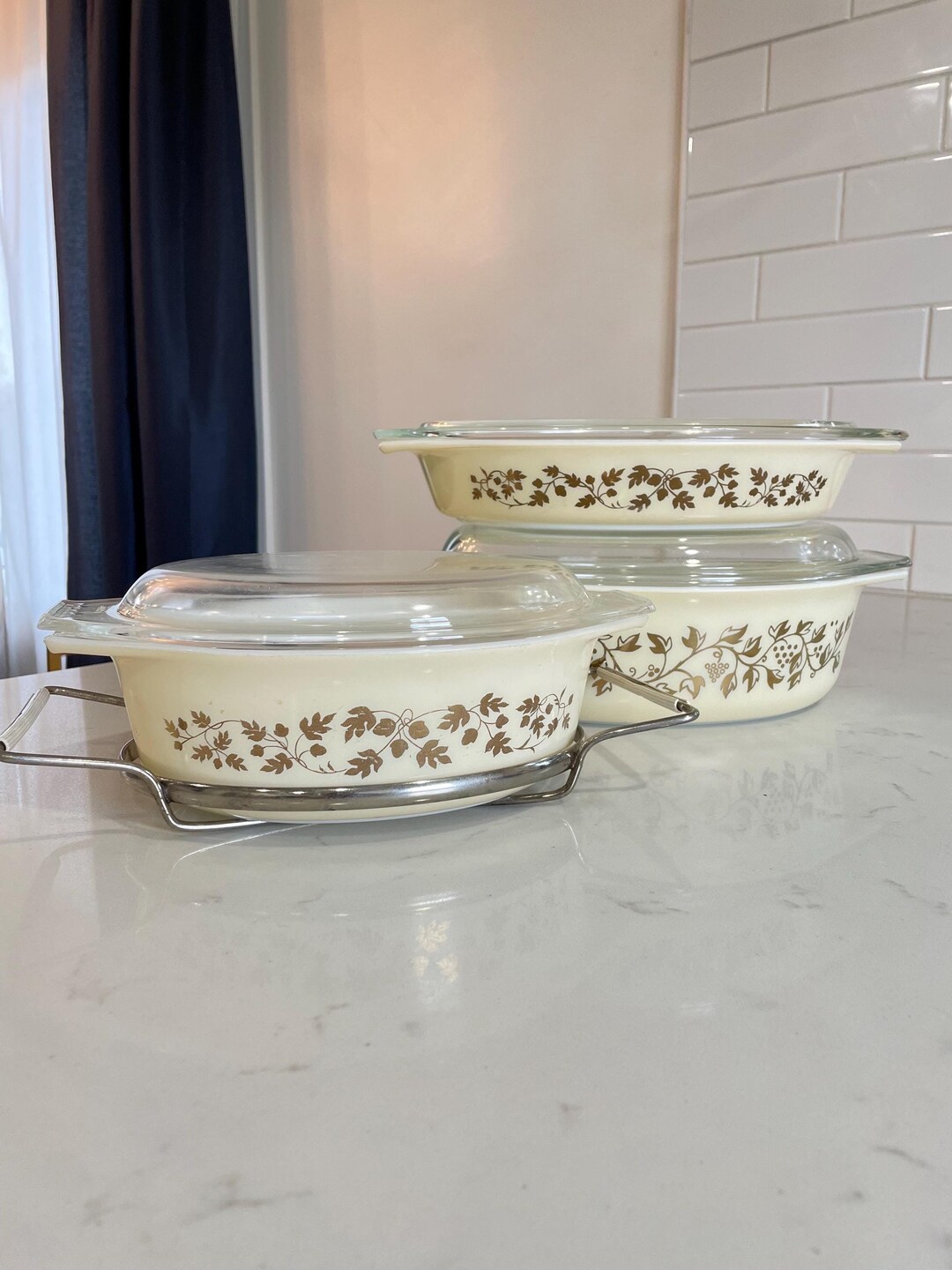Vintage Pyrex Divided Dish With Lid, Gold Acorn and Leaf Pattern, Late ...