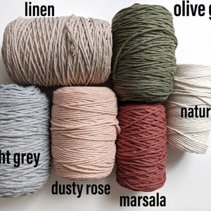 Pode incluir: Conjunto de cord&atilde;o de algod&atilde;o em v&aacute;rias cores, incluindo rosa p&oacute;, cinza claro, marsala, natural, verde oliva e linho.