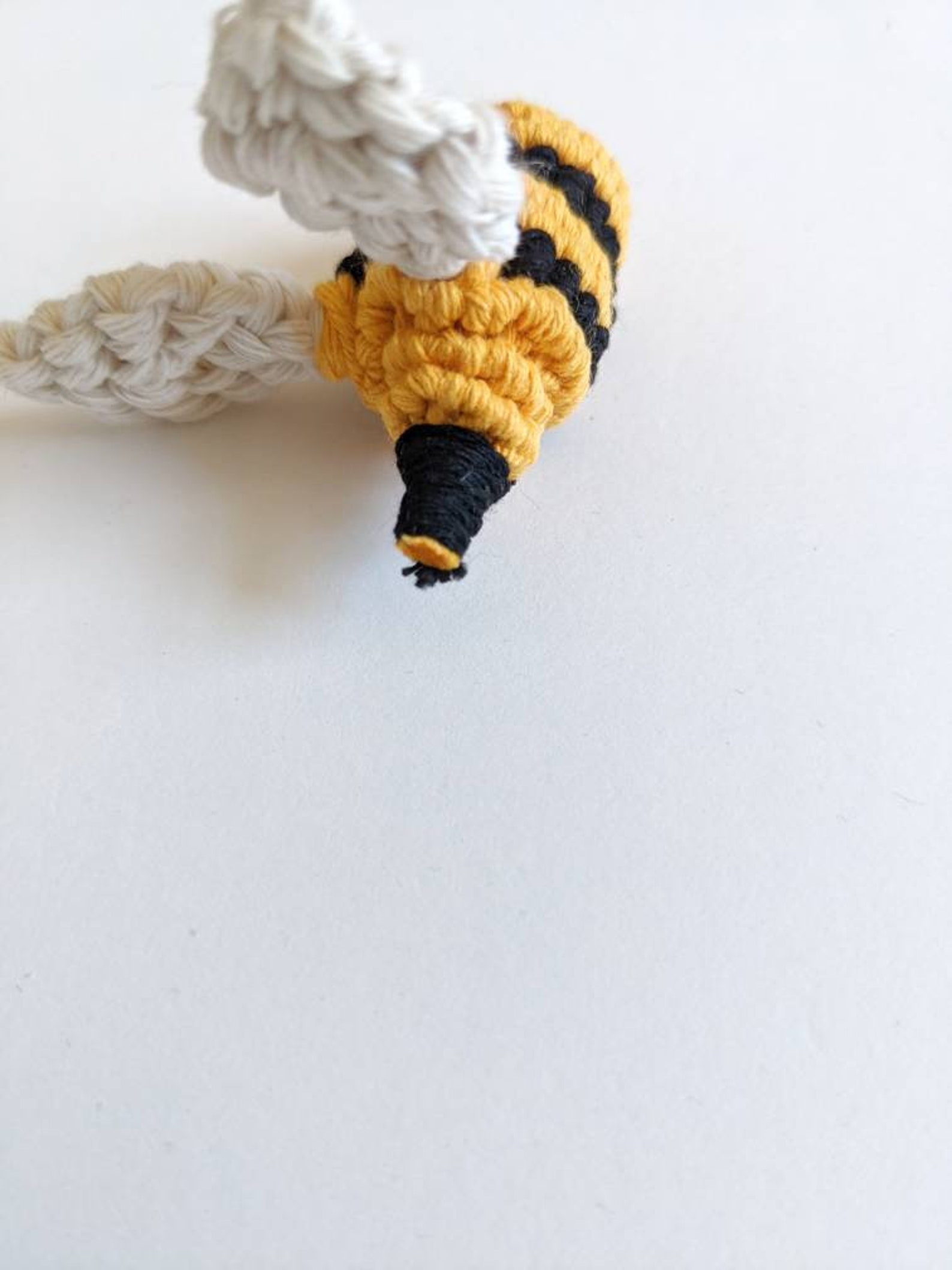 3D Pack of 5 Macrame Fiber Miniature Bee Sculpture Etsy
