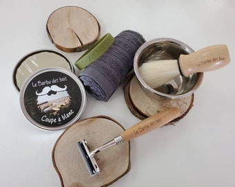 Bearded Wood Shaving Kit