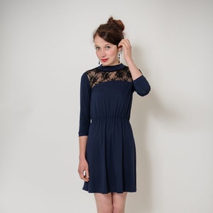 dark blue jersey dress Blue Moon with lace image 1