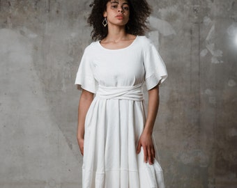 Robe de mariée « Muguet » en lin blanc crème