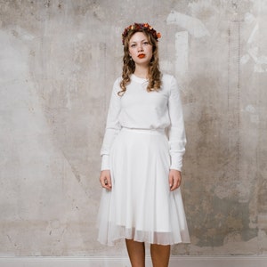 Winter wedding dress Clay short and loose with long sleeve image 1