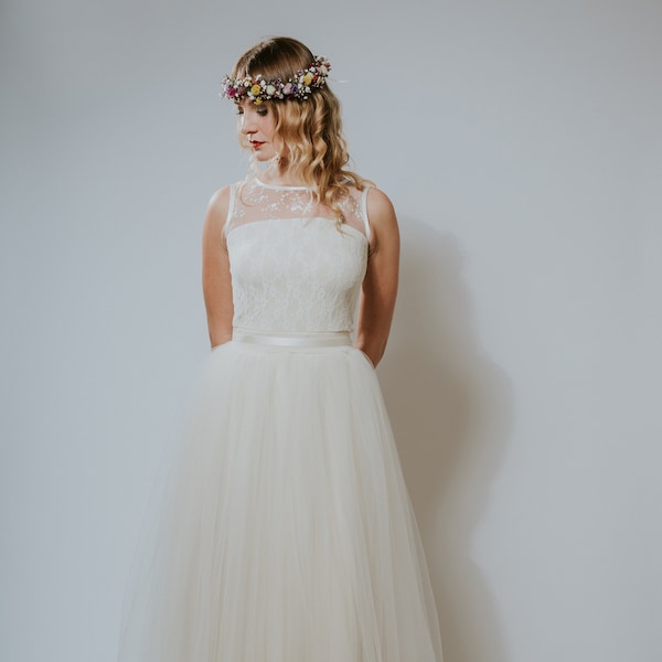 long boho wedding dress with tulle skirt "Snowdrop"