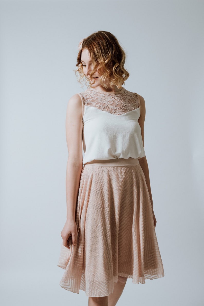 Chiffon dress Mandarin short and loose in rose image 2