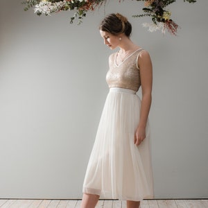 Wedding dress Goldie midi with tulle and gold top image 3