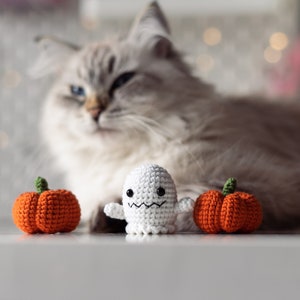 Ghost cat toy, crochet halloween toy, cat toy with catnip, cat toys, cat toy, halloween toy, crochet ghost, funny cat toys, scary cat toys
