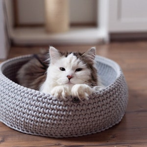 Cat Nest, 5 colours. Cotton cat cave, crochet cave, cat supplies, cat accessories, cat bedding, cat bed, knitted cat bed, beds for cats