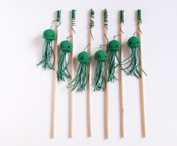Jellyfish Cat Teaser, Cat Wand, Cute Cat Toy, Fishing Pole for Cats,  Fishing Rod Toy, Catnip Toy, Valerian Cat Toy, Medusa, Green Cat Toy -   Ireland
