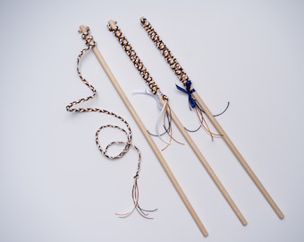 Cuerdas para varitas de juguete para gatos, caña de pescar para gatos. Juguetes para gatos de alta calidad hechos a mano. Varilla para gatos, juguete para gatos, los mejores juguetes para gatos, varita larga para gatos, juguete para gatos a distancia.