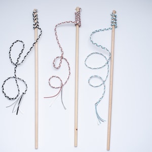 String & suede cat fishing pole with colourful strings. Quality designers cat toys. Great cat fun, cat birthday gift, cat supplies, kitten
